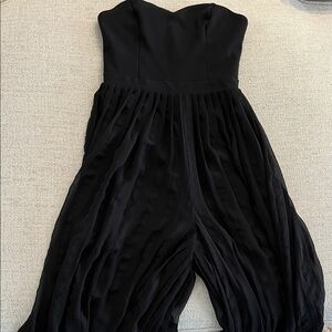 ALI & JAY Black Strapless Pleated Jumpsuit
